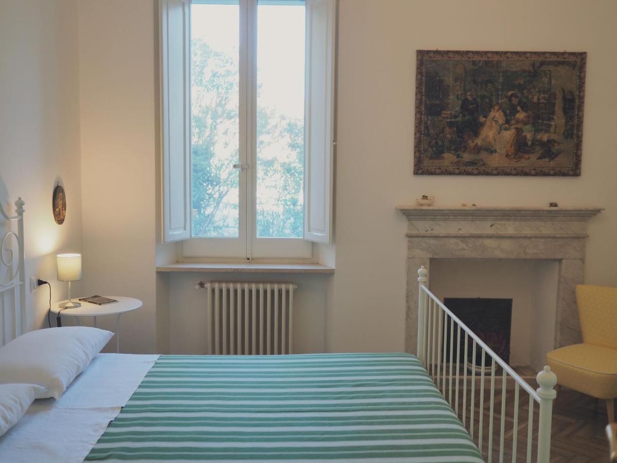 Villa Monti Colli del Tronto Exteriör bild
